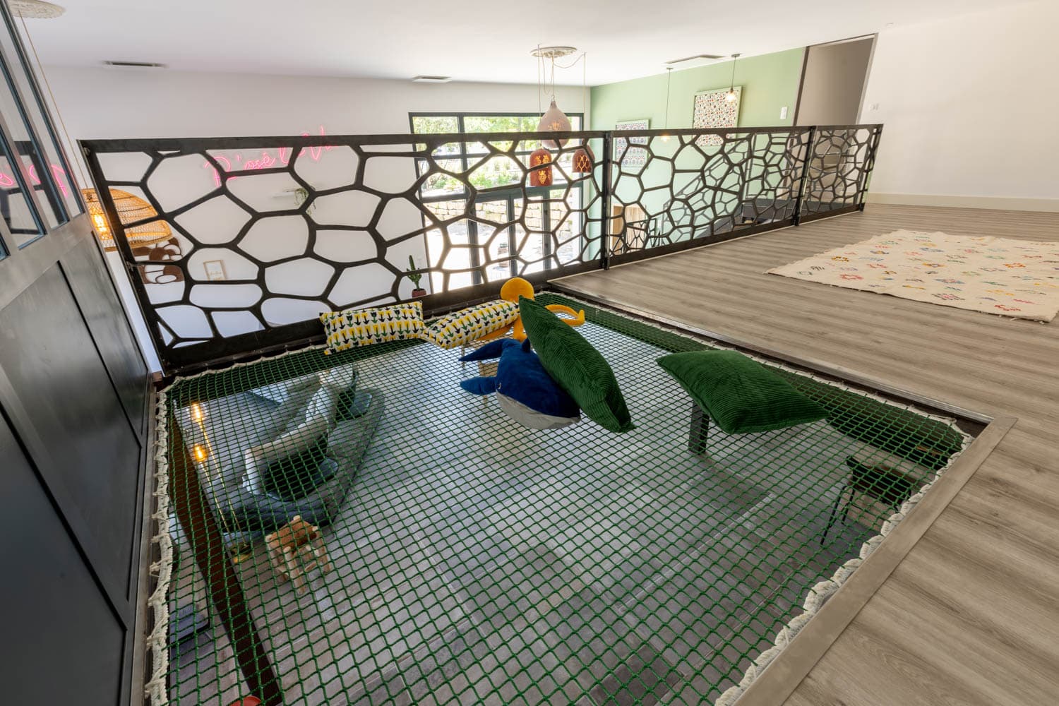 air de jeu pour enfant dans la location en provence